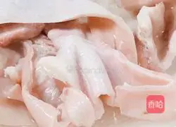 Illustration of home-style fried pork rinds 1