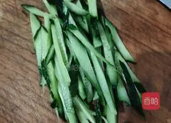 Illustration of making cold noodles 1