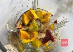 Illustration of how to make pumpkin and red date rice paste 6