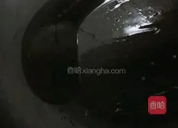 Illustration of how to make crispy peanuts 3