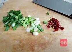 Illustration of braised baby potatoes 2