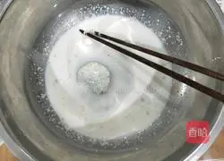 Illustration of how to make chive and seaweed soda crackers 4