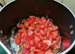 Illustration of the simplified version of Tomato Sauce Scissor Noodles 5