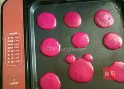 Illustration of how to make pitaya soft cake 6