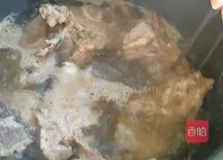 Illustration of how to make a bowl of hot soup 2