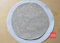 Illustration of how to make hand-breaded egg pizza 3