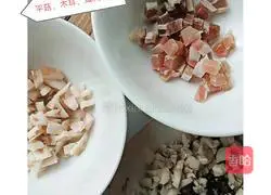 Illustration of how to make Shaomai 1