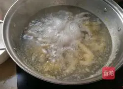 Illustration of how to make cold chicken feet 2