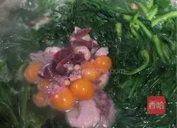 Cantonese style - chrysanthemum chicken soup recipe 4