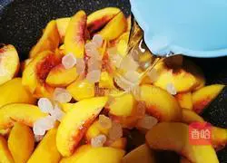 Canned yellow peach Illustration of how to do it 8