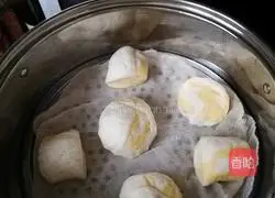 How to make pumpkin flower roll steamed buns Illustration 5