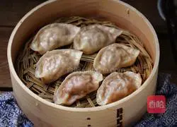 Illustration of how to make steamed noodles with beef and radish dumplings 11
