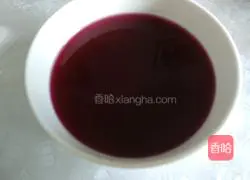 Illustration of how to make vegetarian dumplings with chives and shrimps 1