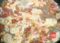 Illustration of how to make tomato and egg soup 5