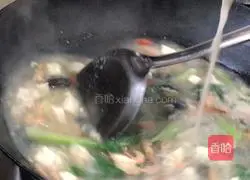 Illustration of how to make shrimp skin egg soup 13