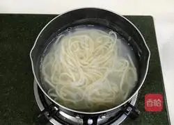 Illustration of how to make fried noodles 8