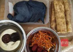 Cordyceps Black-bone Chicken Soup Illustration 1