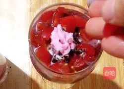 Elegant red wine yogurt cup Practice illustration 8