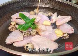 Illustration of how to make cola chicken wings and stewed quail eggs 5