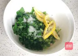 Illustration of how to make scallion noodles 15