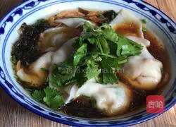 Illustration of how to make shrimp wontons 17