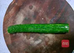 Illustration of how to make emerald cucumber 13