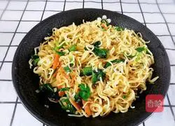 Illustration of how to make fried noodles 9