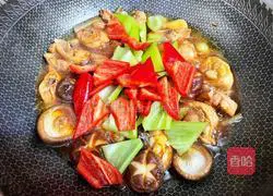 Illustration of how to stew chicken legs with shiitake mushrooms 18