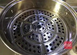 Milk Stewed Egg Recipe Illustration 5