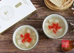 Illustration of Tremella and Snow Pear Soup 10