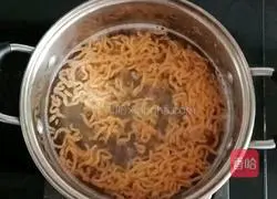 Illustration of how to make sweet pepper and pork noodles (baby food supplement) 12