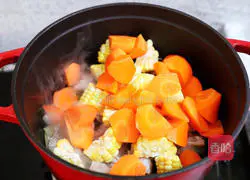 Recipe for Mushroom Corn Spare Ribs Soup Illustration 8