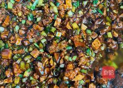 Illustration of how to make mixed noodles 2