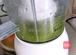 Illustration of how to make spinach juice spring cakes 2