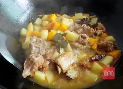 Illustration of how to cook pork ribs with potatoes 9