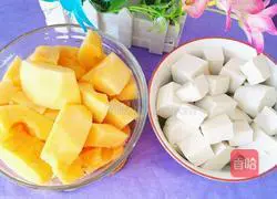 Papaya Tofu Ball Soup Recipe Illustration 4