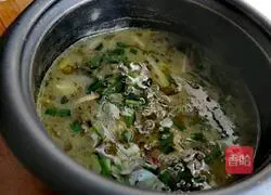 Illustration of making slurry water surface 3