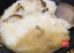 Wild crucian carp and winter melon soup recipe 8