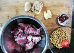 Calcium supplemented dragon bone soup (simple version) recipe 1