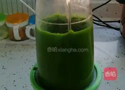 Illustration of hand-made noodles with celery juice 4