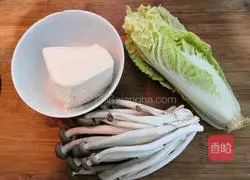 Illustration of how to make crab-flavored mushroom, cabbage and tofu soup 1