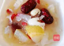 Illustration of how to make Sydney Lily, Lotus Seed and Tremella Soup 10