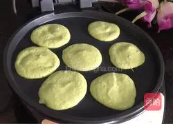 Illustration of how to make loofah pancakes 9