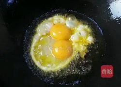 Illustration of how to make fish head soup 3