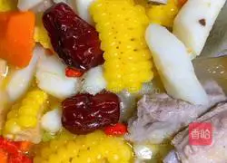 Yam, Corn and Spare Ribs Soup Recipe Illustration 4