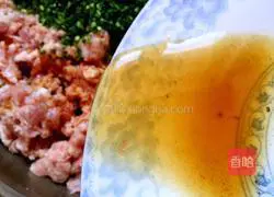 Illustration of how to make colorful dumplings (pork and garlic stuffing) 5