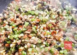 Illustration of how to make sour soup noodles 7