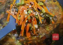 Illustration of how to make noodles 12