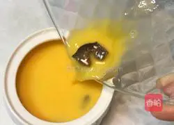 Illustration of how to make steamed sea cucumber eggs 10