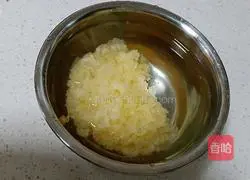 Cold white fungus and broccoli Illustration of how to make broccoli 1